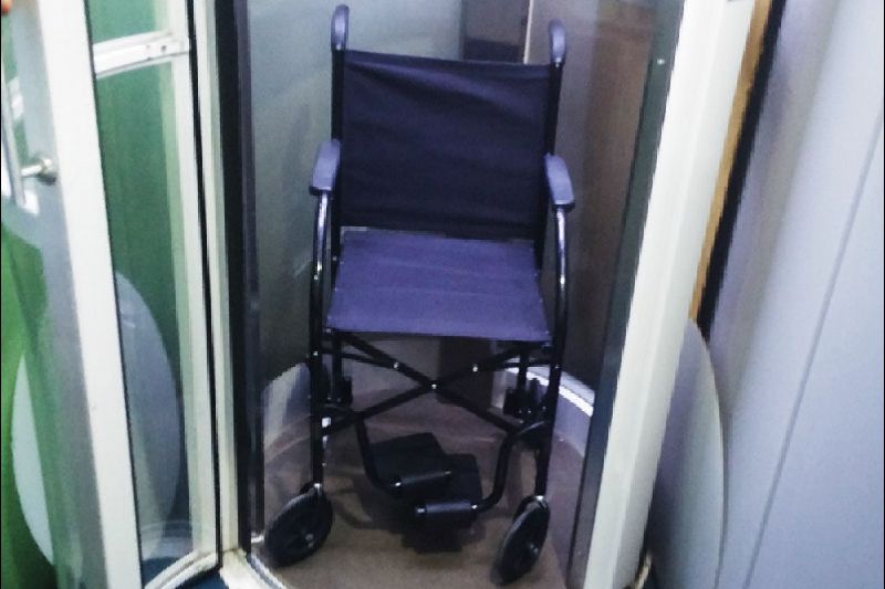 Elevac 200 instalado em residência de dois pavimentos